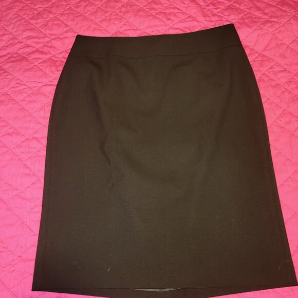 Banana Republic Wool Blend Pencil Skirt NWT Size 10 Black Lined Office Classic - Picture 1 of 6